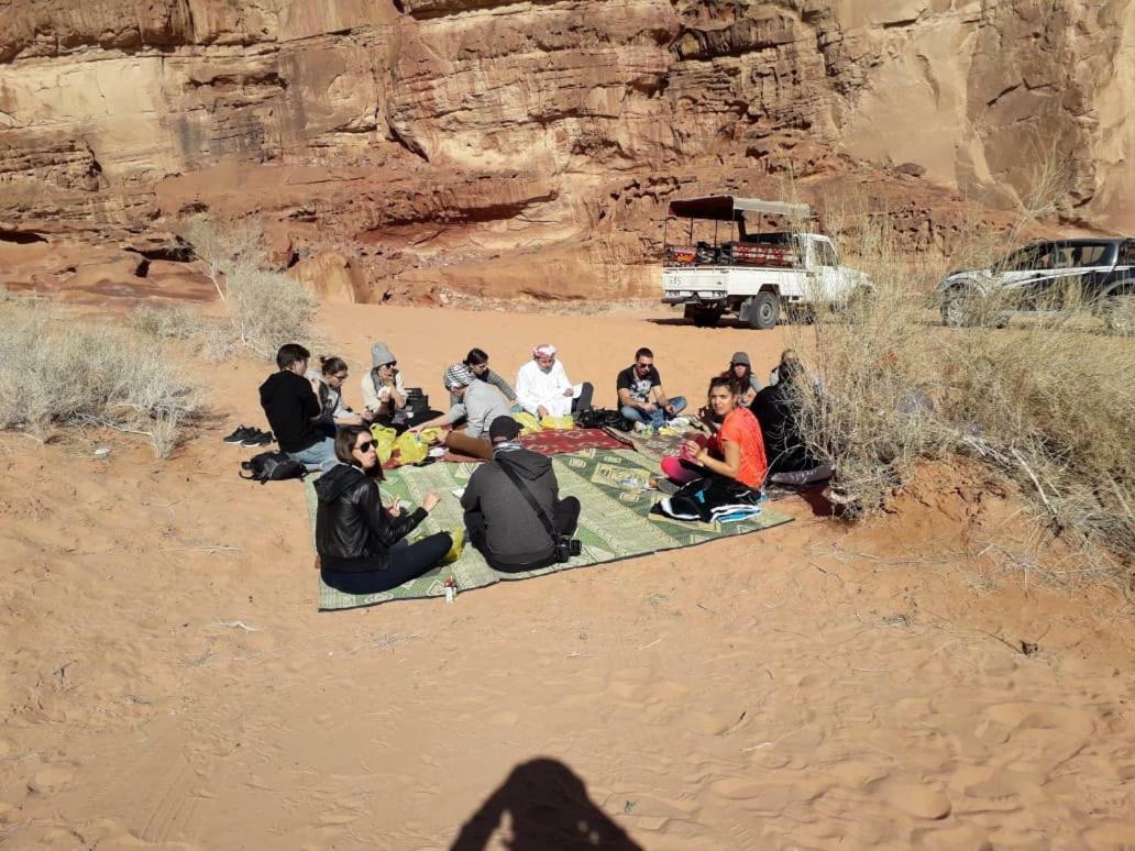 Wadi Rum Bedouin Time Exteriör bild